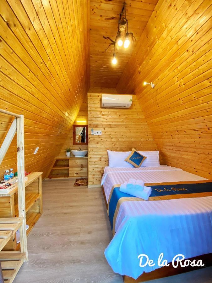 Homestay De La Rosa - Con Dao Chi Khu Co Ong Esterno foto
